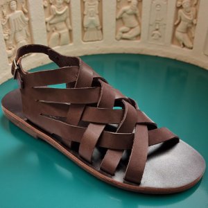 Sandale Barbatesti Grecesti din Piele Naturala Maro Zeus Wide Sandale Barbatesti Grecesti din Piele Naturala Maro Zeus Wide